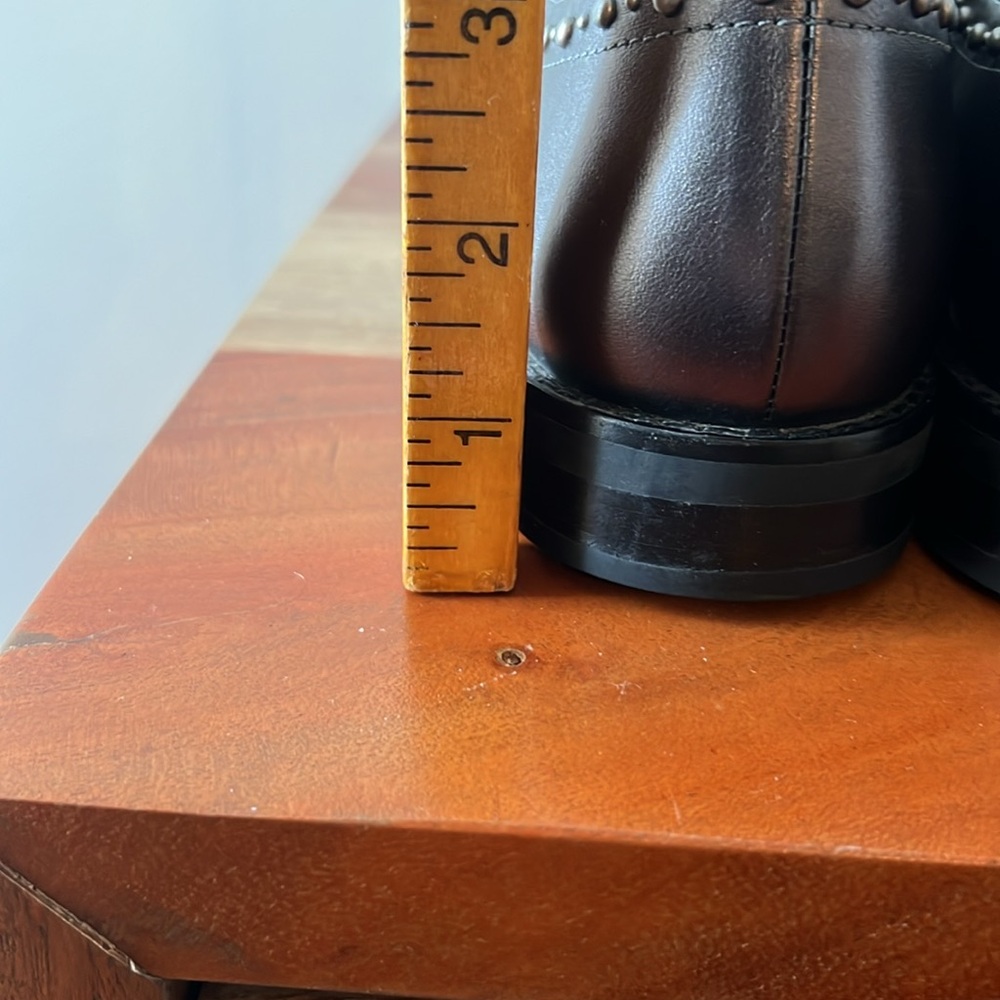 Coach Tegan Leather Oxford With Studs. Size 6.5. - Picture 9 of 13